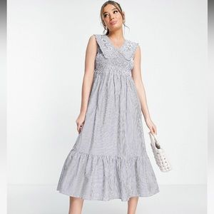 New Look Striped Maxi Dress in Navy, size 2